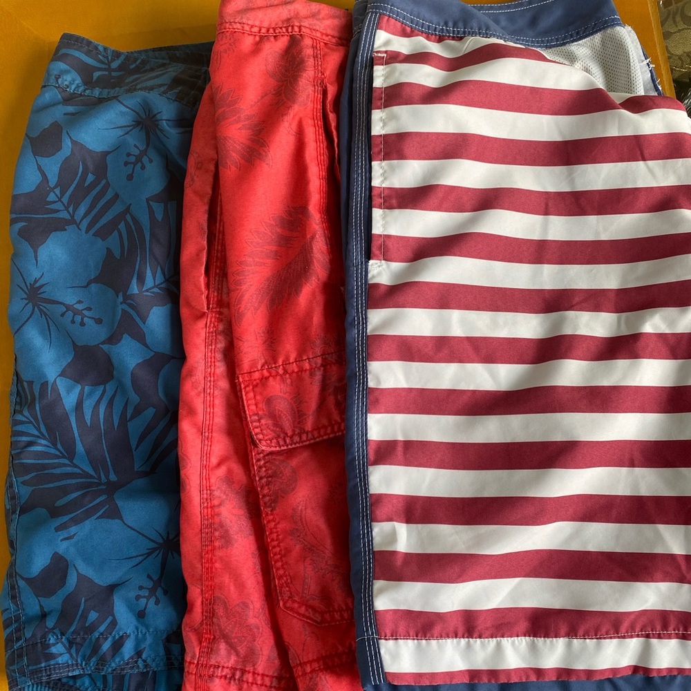 Gap men swim trunks